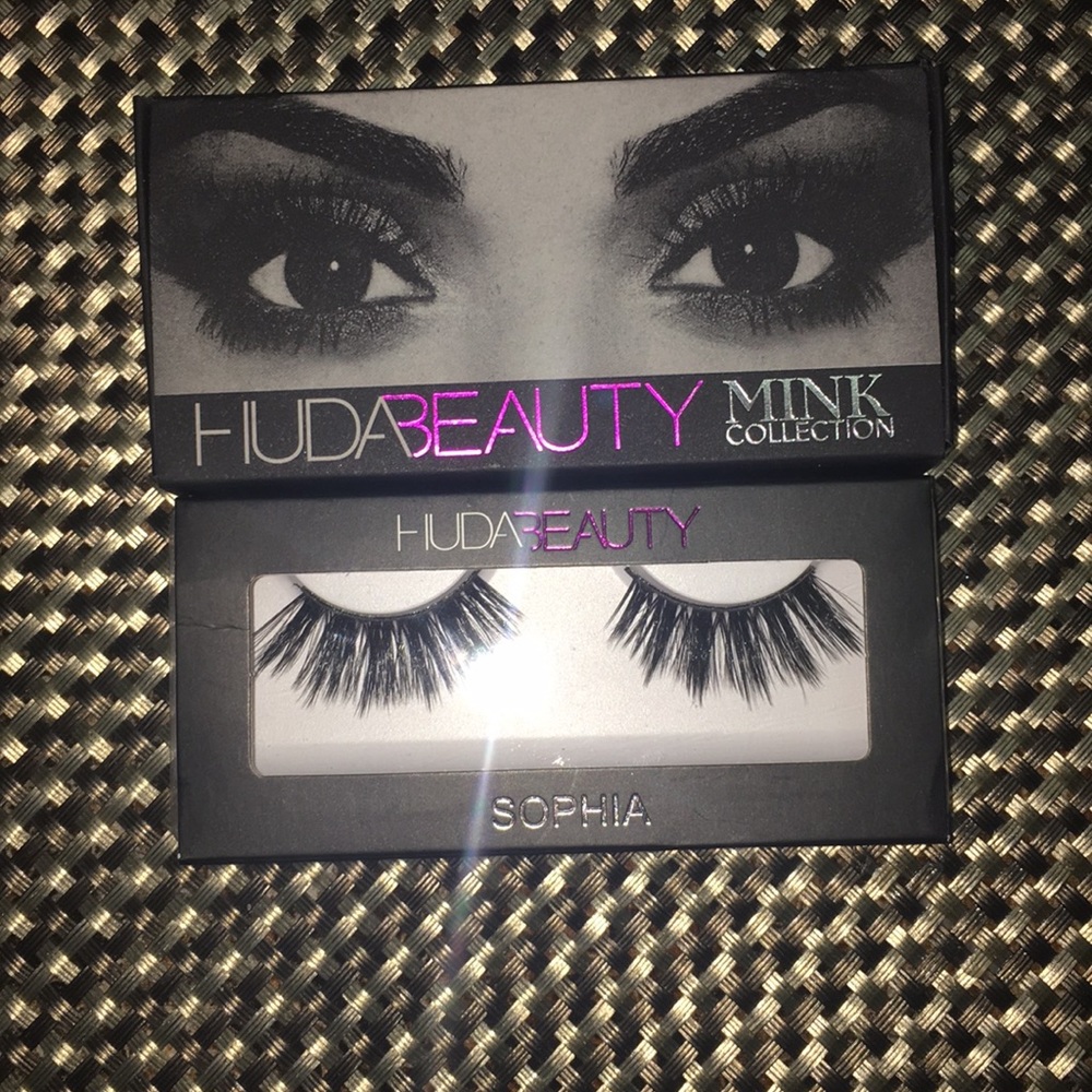 Huda lashes mink collection